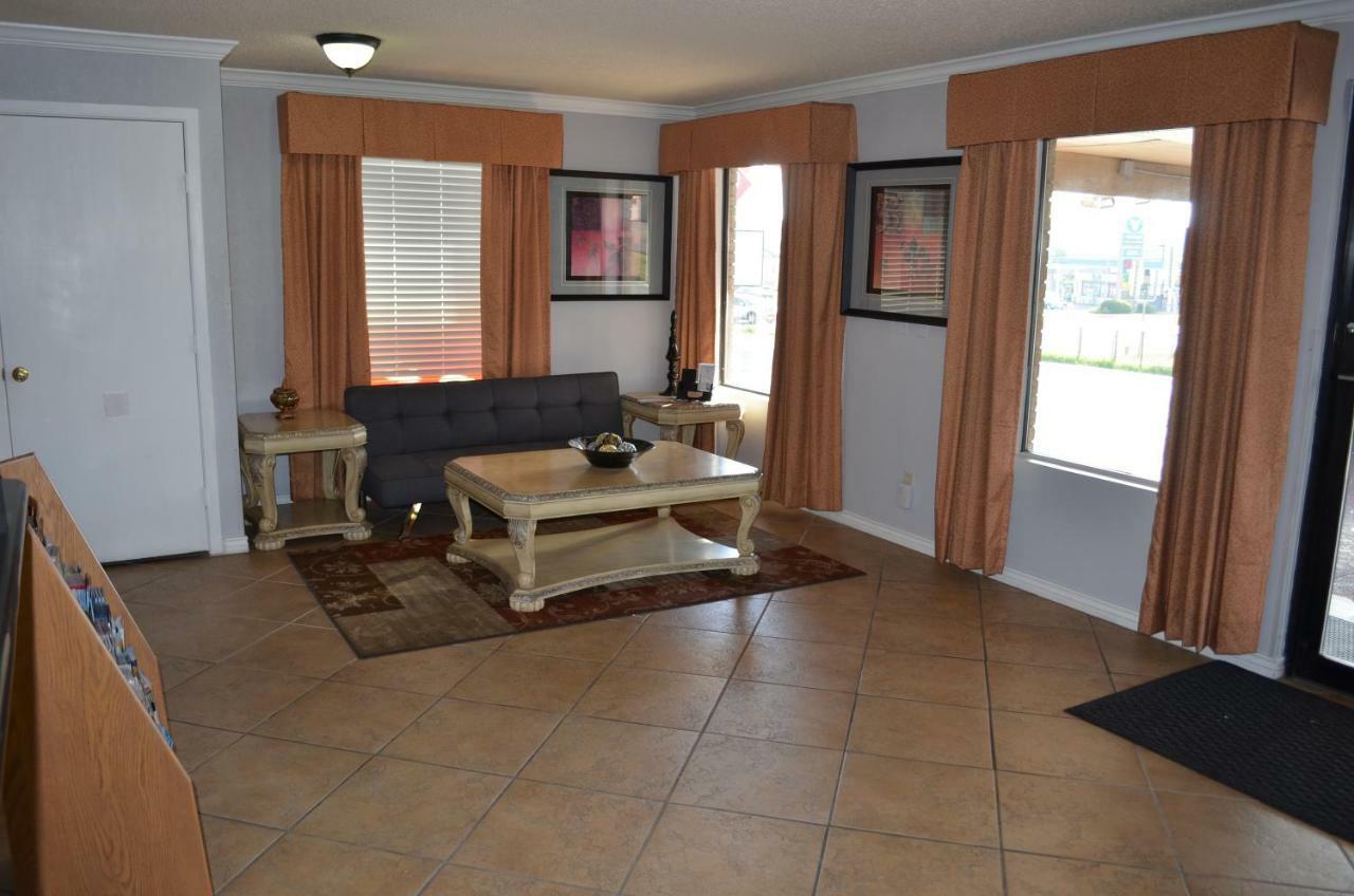 Hill Country Inn And Suite Copperas Cove ภายนอก รูปภาพ